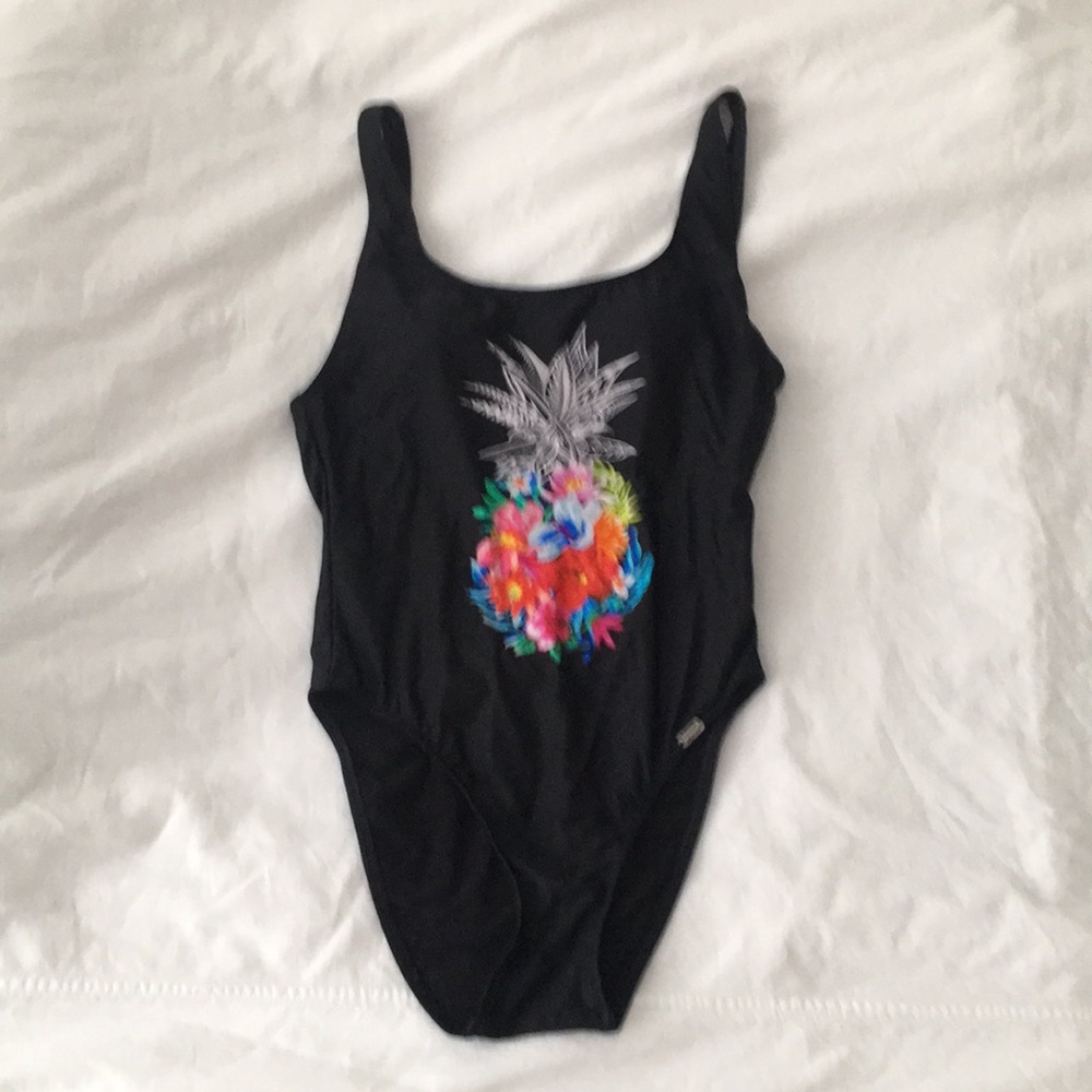 NWOT banana moon pinacola swimsuit